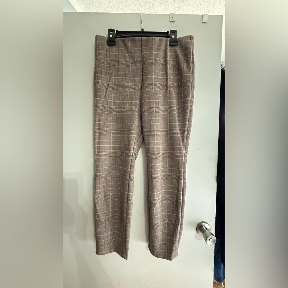 Tahari Black Lined Taupe Knit Blazer